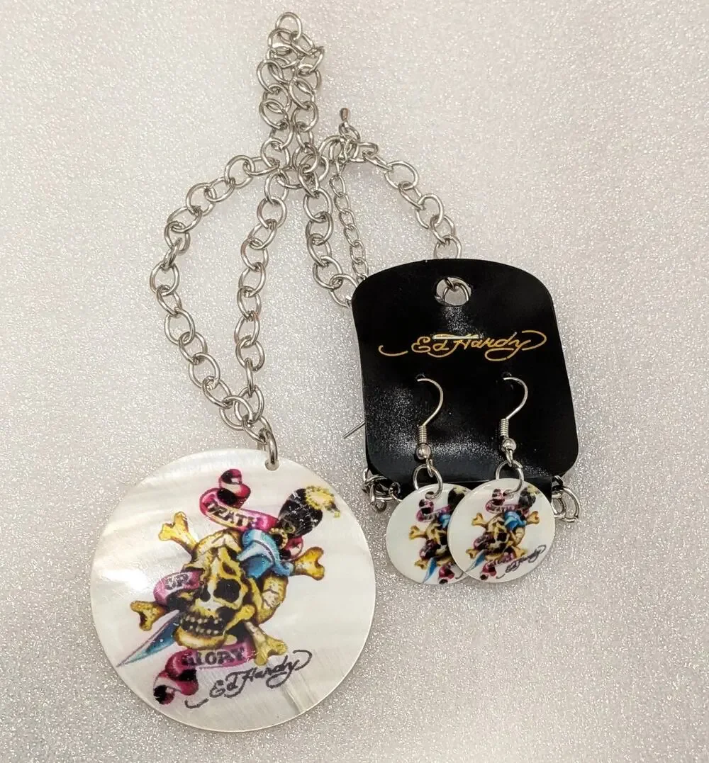 New ED HARDY Death or Glory Mother of Pearl Necklace and Earrings Set